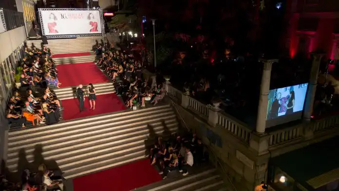 Datum se mijenja, spektakl ostaje, Riječke stepenice održat će se 28.08., ulaz je slobodan! Datum se mijenja, spektakl ostaje, Riječke stepenice održat će se 28.08., ulaz je slobodan!