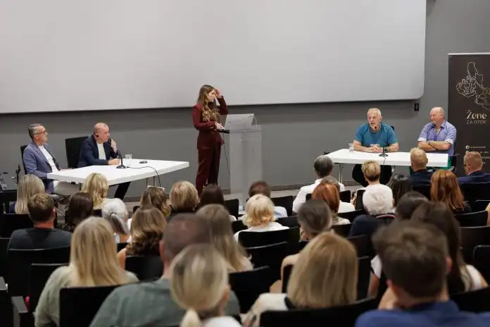 Bili smo na petom izdanju konferencije Island Business Women na Krku. Vratili smo se puni znanja, inspiracije, i dojmova! Bili smo na petom izdanju konferencije Island Business Women na Krku. Vratili smo se puni znanja, inspiracije, i dojmova!