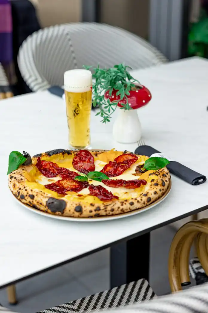 Pizzeria Maya ima novu jesensku pizzu i najavu posebnog događanja. Pizzeria Maya ima novu jesensku pizzu i najavu posebnog događanja.