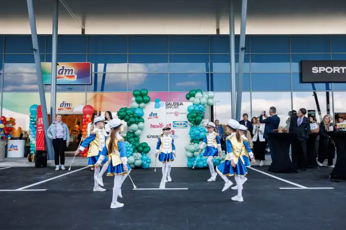 Galerija Bakar poziva na Advent glazbe, kreativnosti i humanitarnih aktivnosti. Galerija Bakar poziva na Advent glazbe, kreativnosti i humanitarnih aktivnosti.