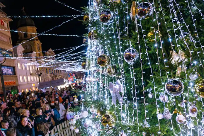 Rijeka Advent nastavlja nuditi bogat program uoči Badnjaka i Božića Rijeka Advent nastavlja nuditi bogat program uoči Badnjaka i Božića