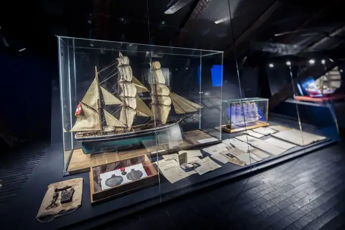 Kuća kostrenskih pomoraca ima besplatan ulaz za posjetitelje. Kuća kostrenskih pomoraca ima besplatan ulaz za posjetitelje.