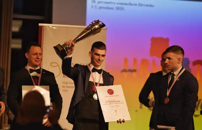 Kristijan Harjač najbolji je sommelier Hrvatske 2025. Kristijan Harjač najbolji je sommelier Hrvatske 2025.