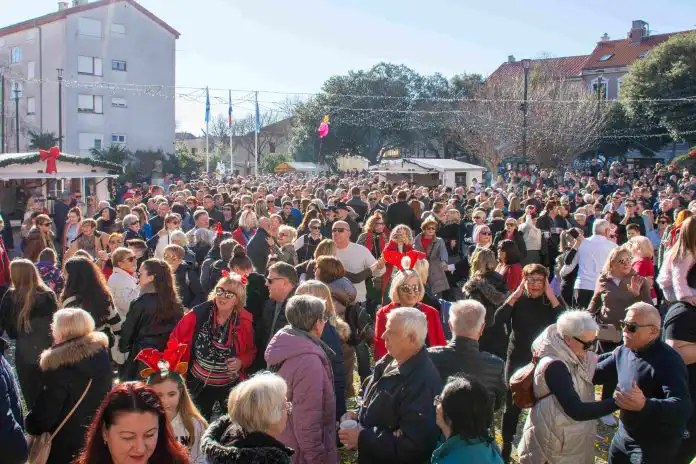 Novi Vinodolski uz Zdravicu Novoj ispraća godinu u velikom stilu Novi Vinodolski uz Zdravicu Novoj ispraća godinu u velikom stilu