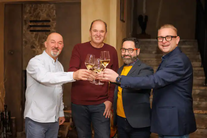 Stilueta u posjeti: Kastafski obed Stilueta u posjeti: Kastafski obed