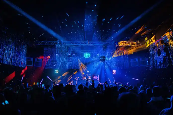 Disco Revival u povijesnoj palači Modello Disco Revival u povijesnoj palači Modello