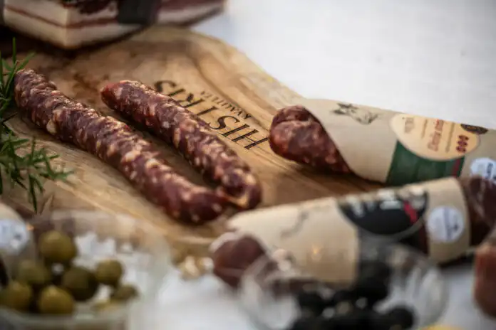 Istarska kobasica ponovno potvrdila ukus i kvalitetu. Istarska kobasica ponovno potvrdila ukus i kvalitetu.