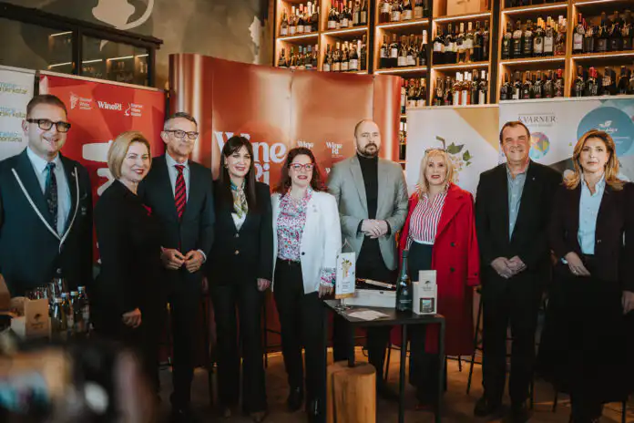 Više od 120 izlagača i 600 etiketa! WineRi donosi vrh vinske scene u Rijeku Više od 120 izlagača i 600 etiketa! WineRi donosi vrh vinske scene u Rijeku