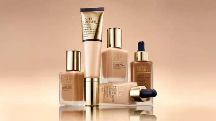 Estée Lauder predstavlja Double Wear Stay-in-Place Makeup. Estée Lauder predstavlja Double Wear Stay-in-Place Makeup.