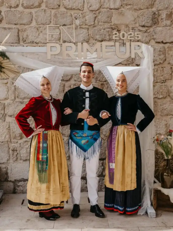 U Pagu se kuša najmlađi sir sezone – stiže En Primeur 3.0 U Pagu se kuša najmlađi sir sezone – stiže En Primeur 3.0