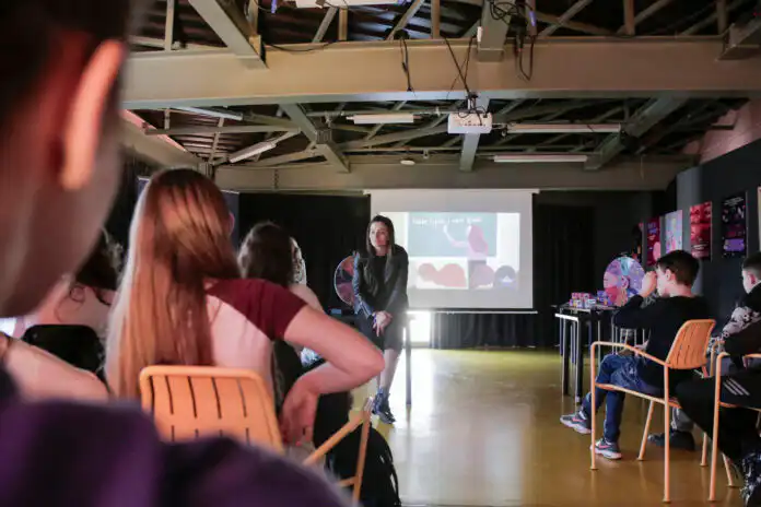 Dok su se na Women’s Weekendu u Rijeci vodili razgovori o društvu i zdravlju, jedan dio programa bio je posvećen edukaciji djece. Dok su se na Women’s Weekendu u Rijeci vodili razgovori o društvu i zdravlju, jedan dio programa bio je posvećen edukaciji djece.