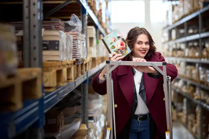 Antonia Ćosić ambasadorica kampanje „Djeca koja čitaju postaju ljudi koji misle“. Antonia Ćosić ambasadorica kampanje „Djeca koja čitaju postaju ljudi koji misle“.