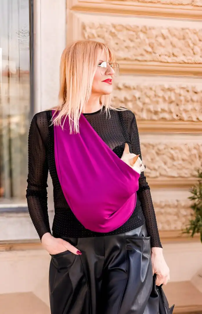 Riječanka Alma Zolotić ima brend za pse i čak šest psića! Mi imamo priču. Riječanka Alma Zolotić ima brend za pse i čak šest psića! Mi imamo priču.