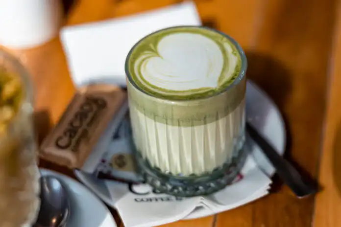 Matcha je sve popularnija. Evo gdje smo ju u Rijeci probale! Matcha je sve popularnija. Evo gdje smo ju u Rijeci probale!