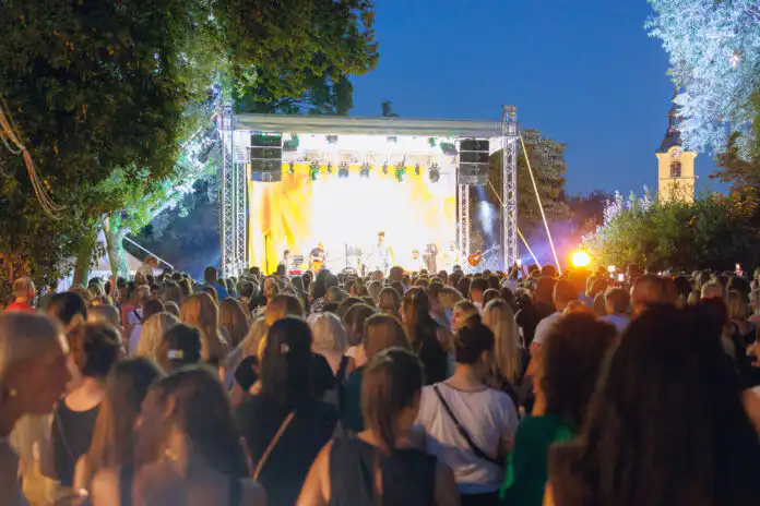 Ljeto na Gradini ima sjajan program i u srpnju! Ljeto na Gradini ima sjajan program i u srpnju!