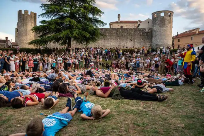 Svetvinčenat spreman za posebno događanje! Svetvinčenat spreman za posebno događanje!