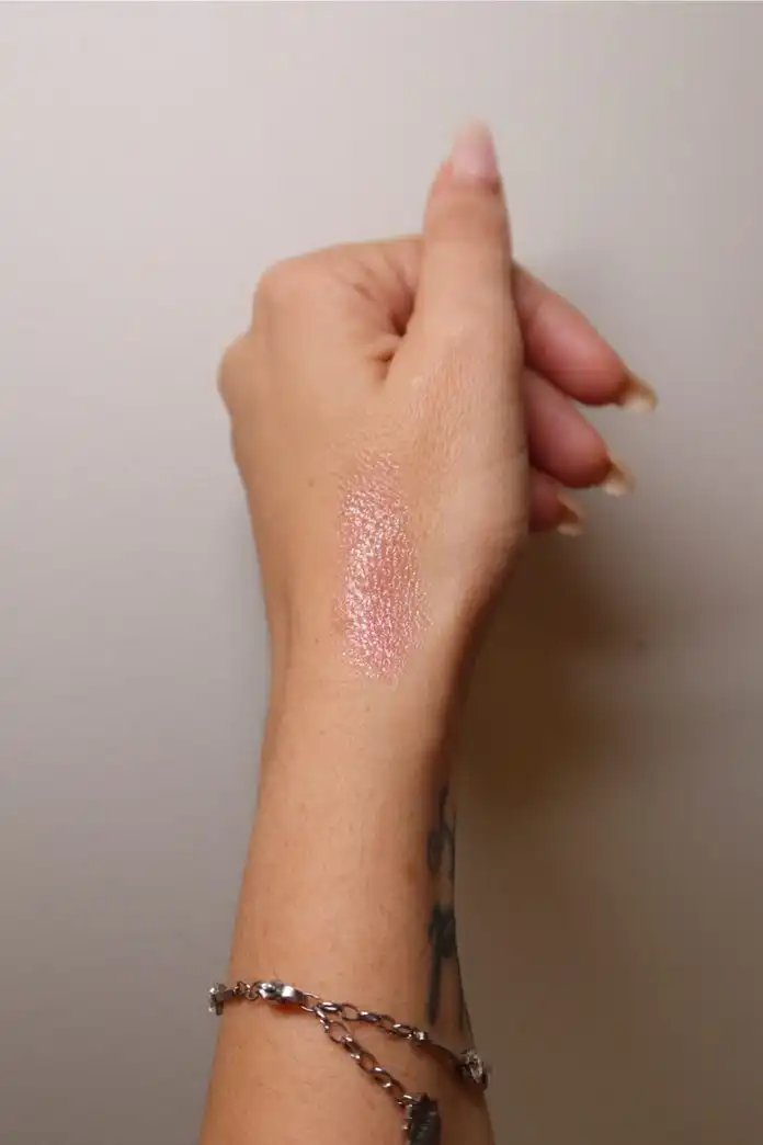 Golden Rose Mood Sparkle Bright Lipstick 153 Pink Glitz – recenzija ruža. Golden Rose Mood Sparkle Bright Lipstick 153 Pink Glitz – recenzija ruža.