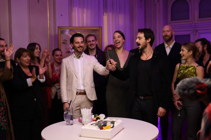 Riječki HNK slavio uspješnu premijeru “Idiota”. Riječki HNK slavio uspješnu premijeru “Idiota”.